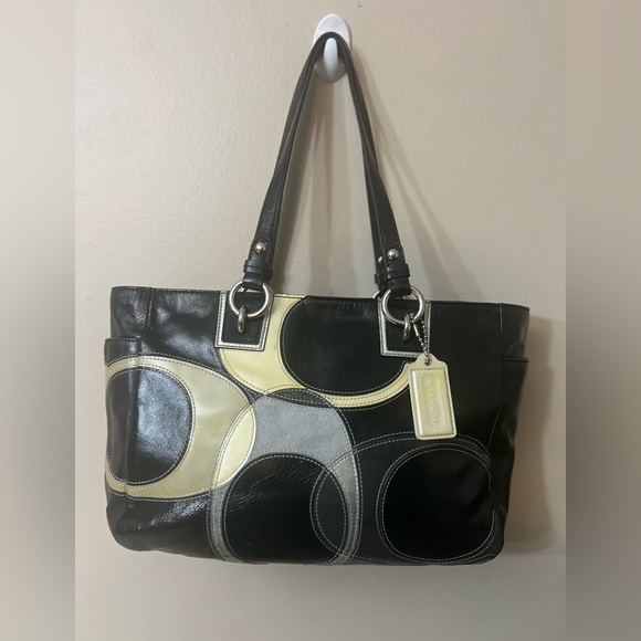 Coach Black Leather Tote Bag - Picture 1 of 12